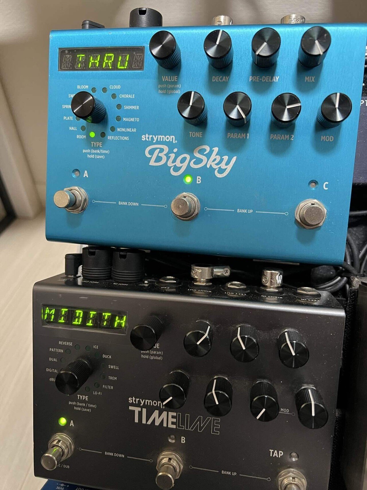 専用BOSS ES-8、strymon riverside MIDI超入門】StrymonをBOSS ES-8でMIDI制御したい話｜k