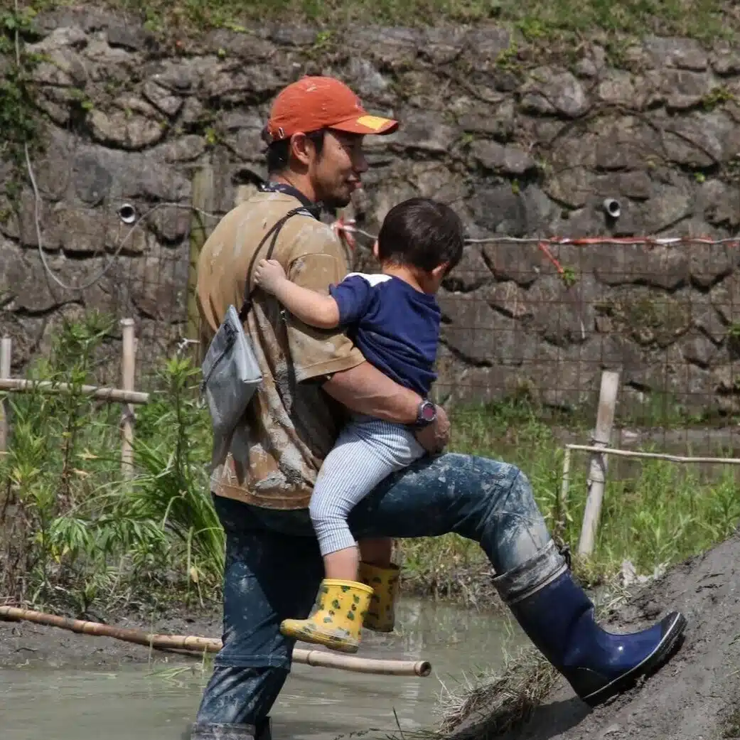 谷平亘