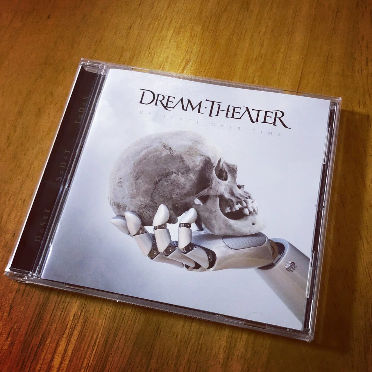 レビュー／DREAM THEATERの13thアルバム「DISTANCE OVER TIME」｜たろ 