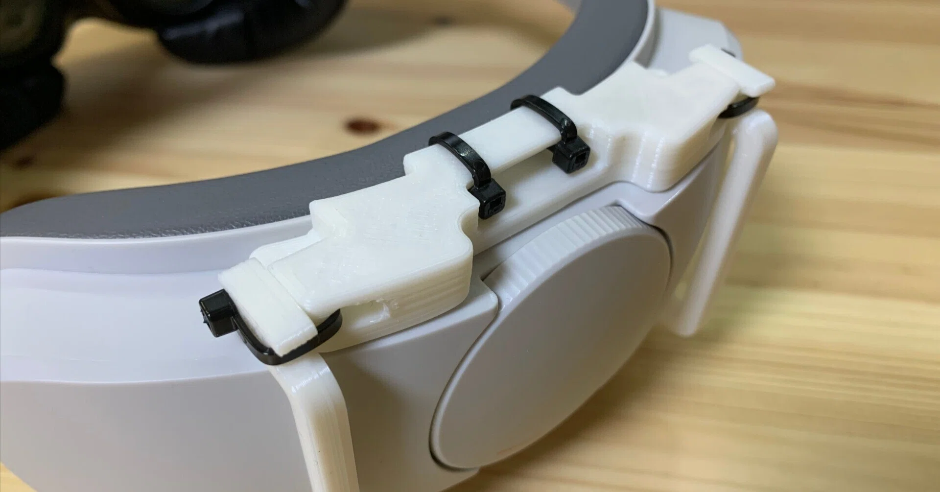 PICO4】改造！快適なVR生活を目指して Part.4『バッテリー追加』｜こと