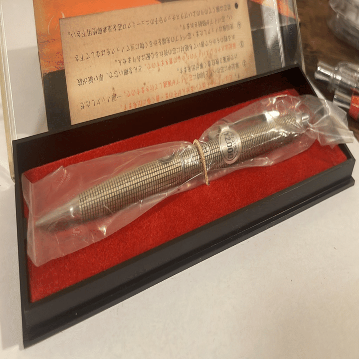 ニューマン　NEWMAN 純銀　青　シャーペン　箱付き ニューマン NEWMAN 銀製 シルバー 青 シャーペン 箱付き