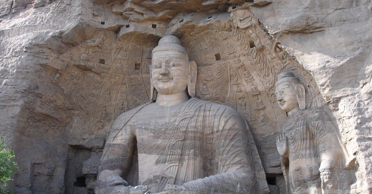 □仏の微笑みが石に迫る、雲崗石窟の神秘‼｜たびチョク 日本トラベル