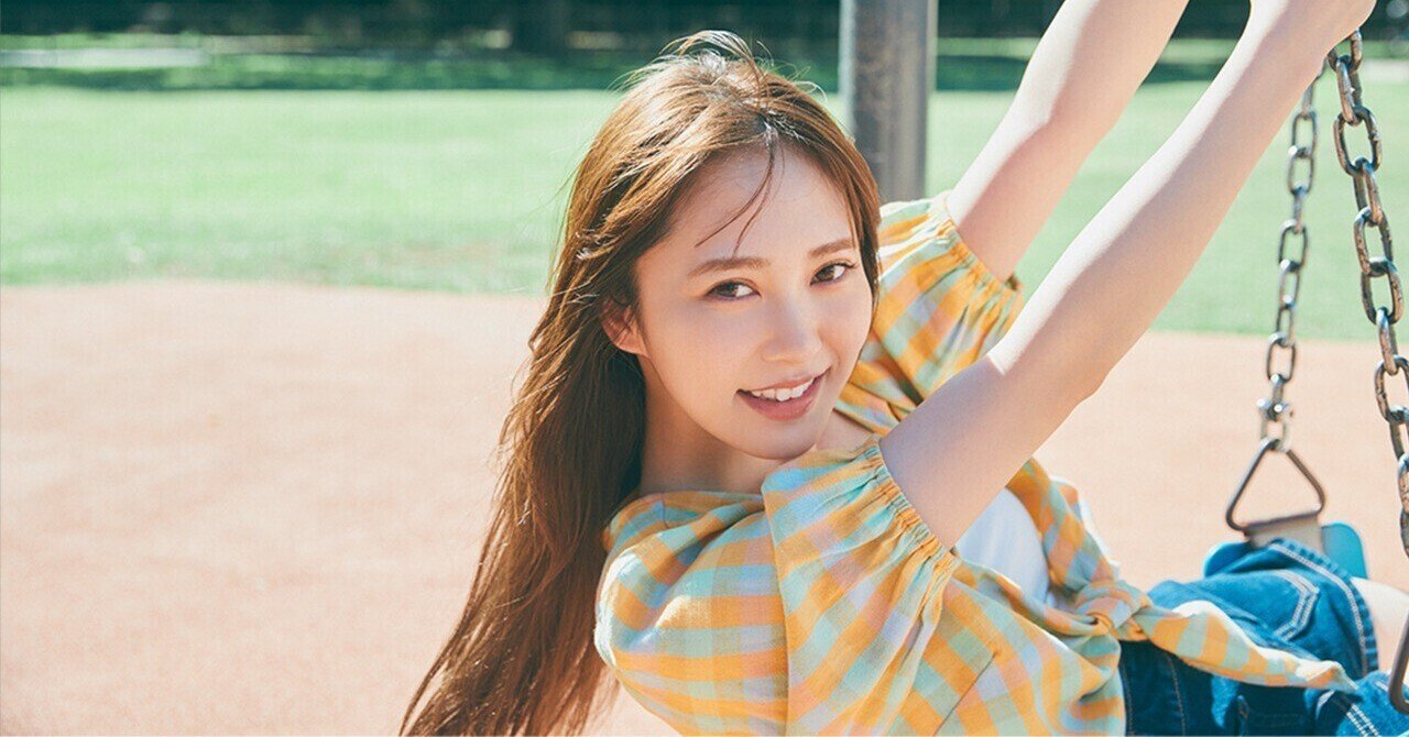 加藤史帆1st写真集『#会いたい』 購入方法・店舗別の特典やパネル展