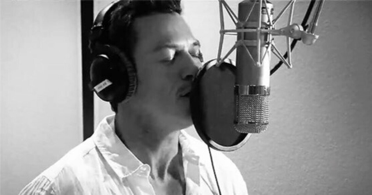 【和訳】"Love Is a Battlefield" by Luke Evans (original / Pat