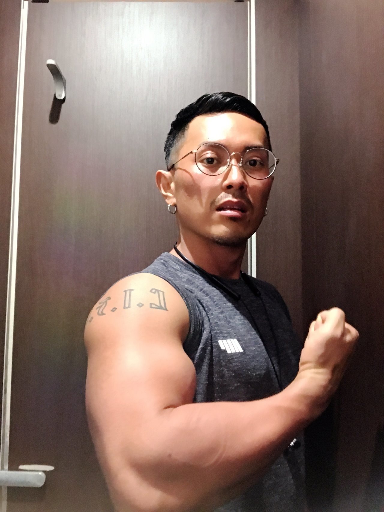 コンテストまであと６週間 体脂肪を落とす リョウタ トレーナー フィジーカー Note