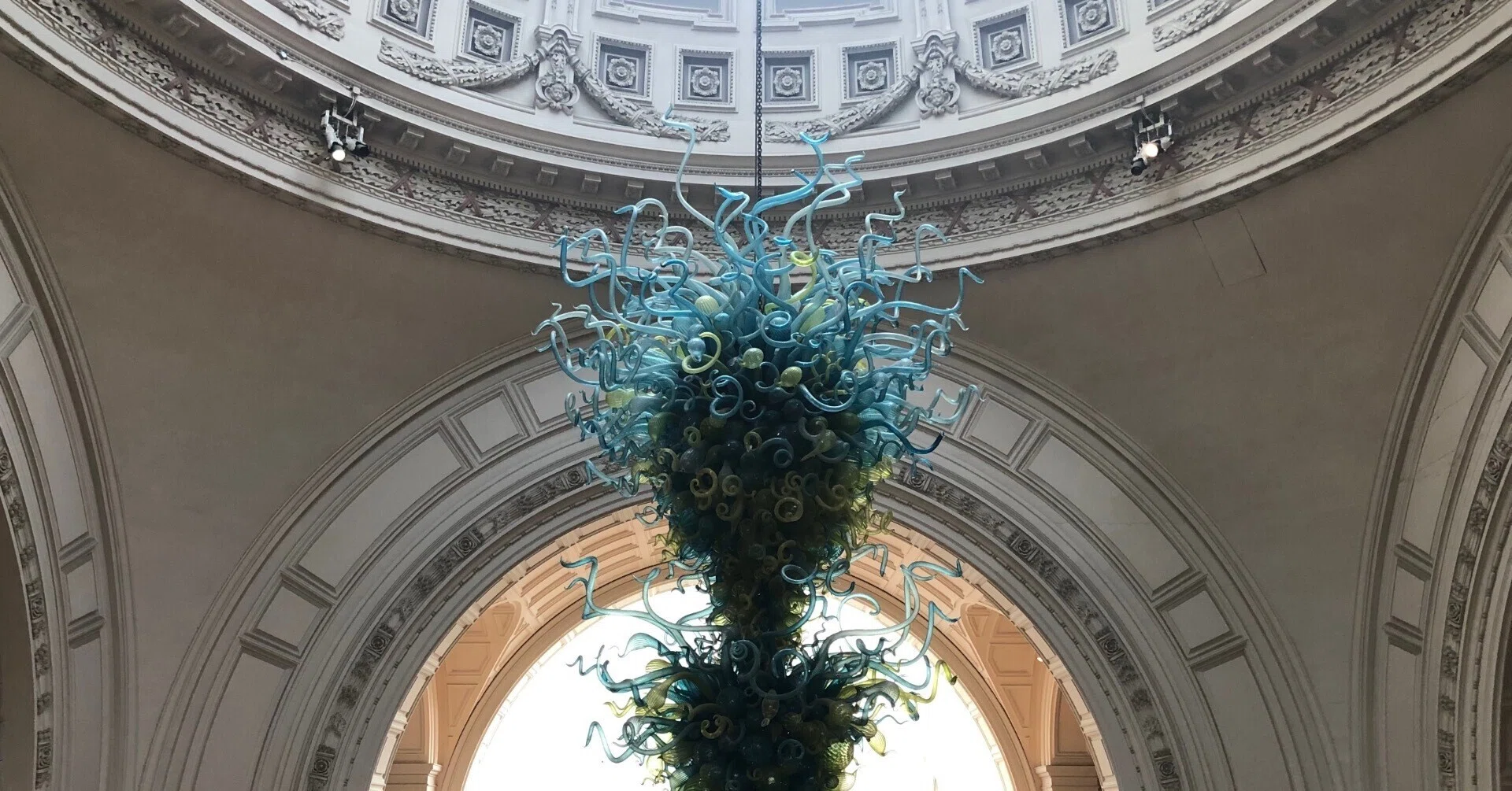東洋陶磁大観 6 ヴィクトリア・アルバート博物館 東洋陶磁大観 6 ヴィクトリア・アルバート博物館 - メルカリ