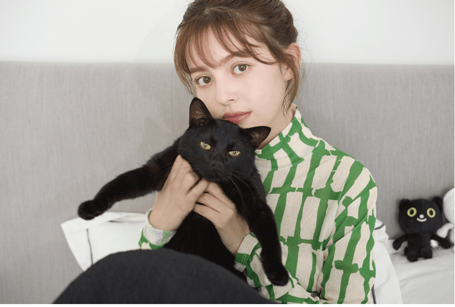 キミとねこ。―加藤ナナとネロ―｜ヤマト運輸公式note