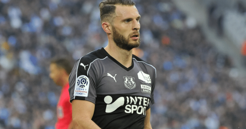 リーグアンのおはなし アミアン残留の希望を一身に背負う男 Journal De La Ligue 1 Note