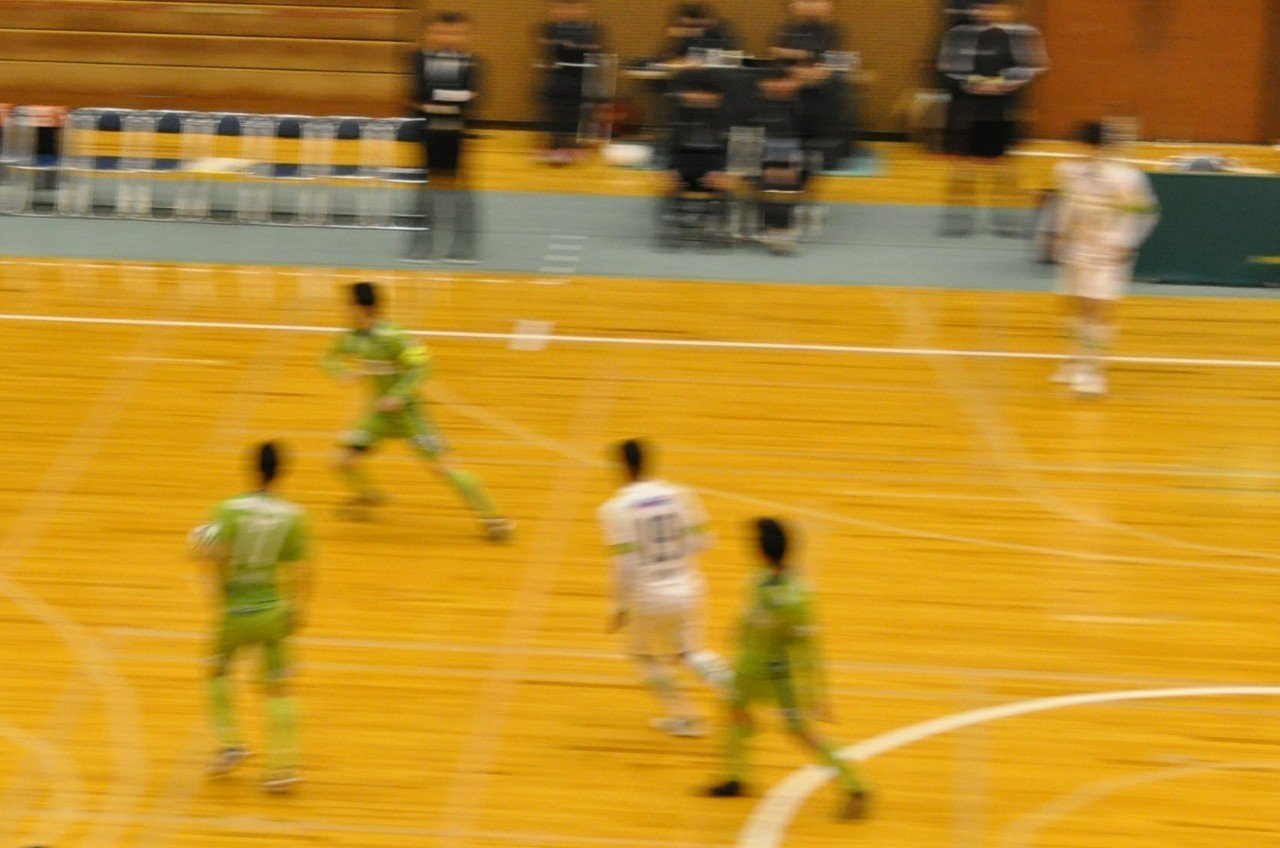 寄稿 1 プロが教える競技フットサルのカメラ レンズ選び 撮影設定 フットサルシアター Futsal魅力発信サイト Note 寄稿 1 プロが教える競技フットサルのカメラ レンズ選び 撮影設定 フットサルシアター Futsal魅力発信サイト Note