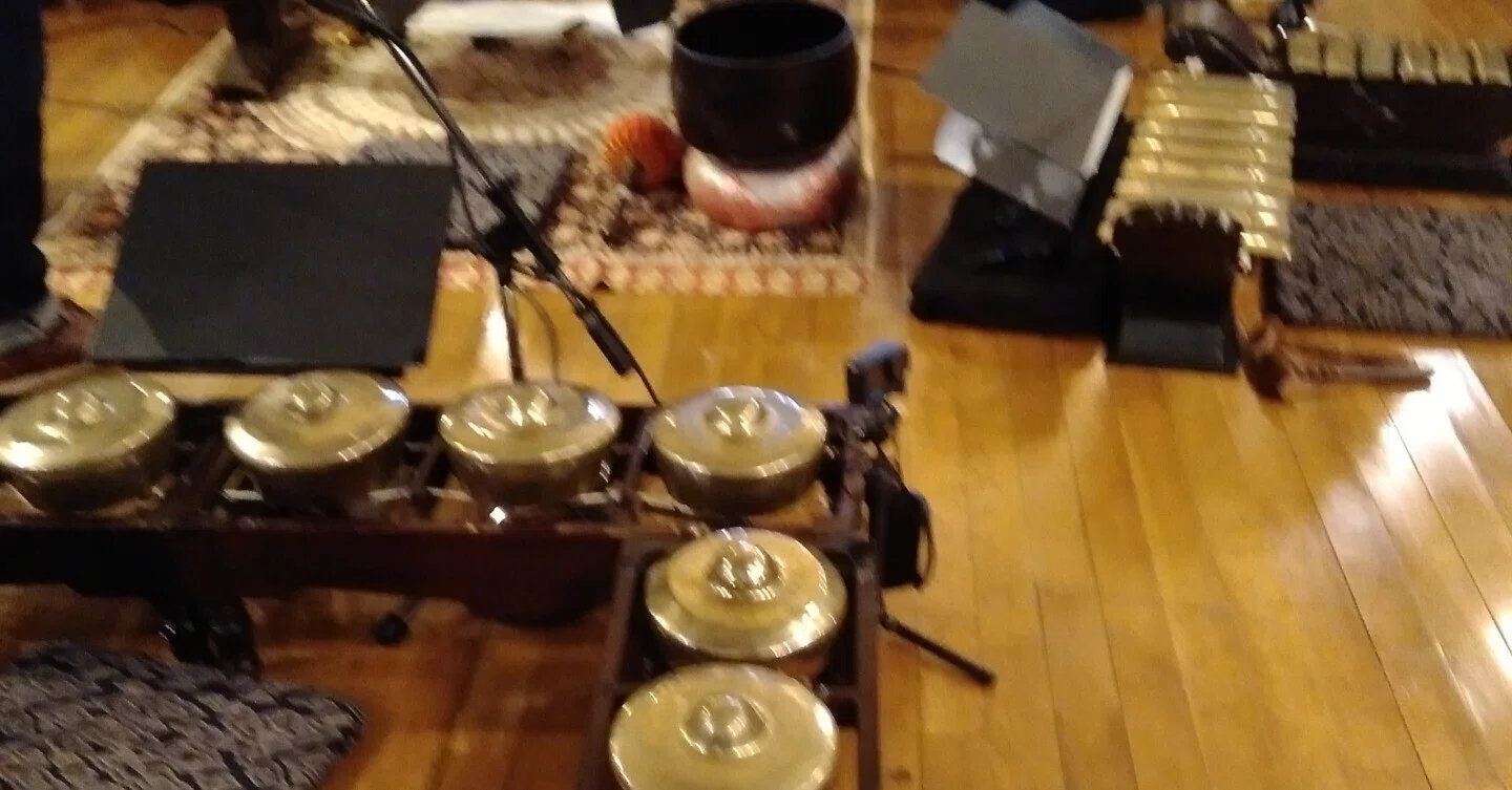 関係性の音楽考〉ガムランとは何か。藤枝守組曲『両界ガムラン曼荼羅