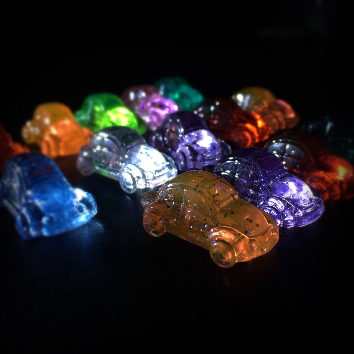 クレーンゲームで取れたプラスチックの宝石みたいなもの