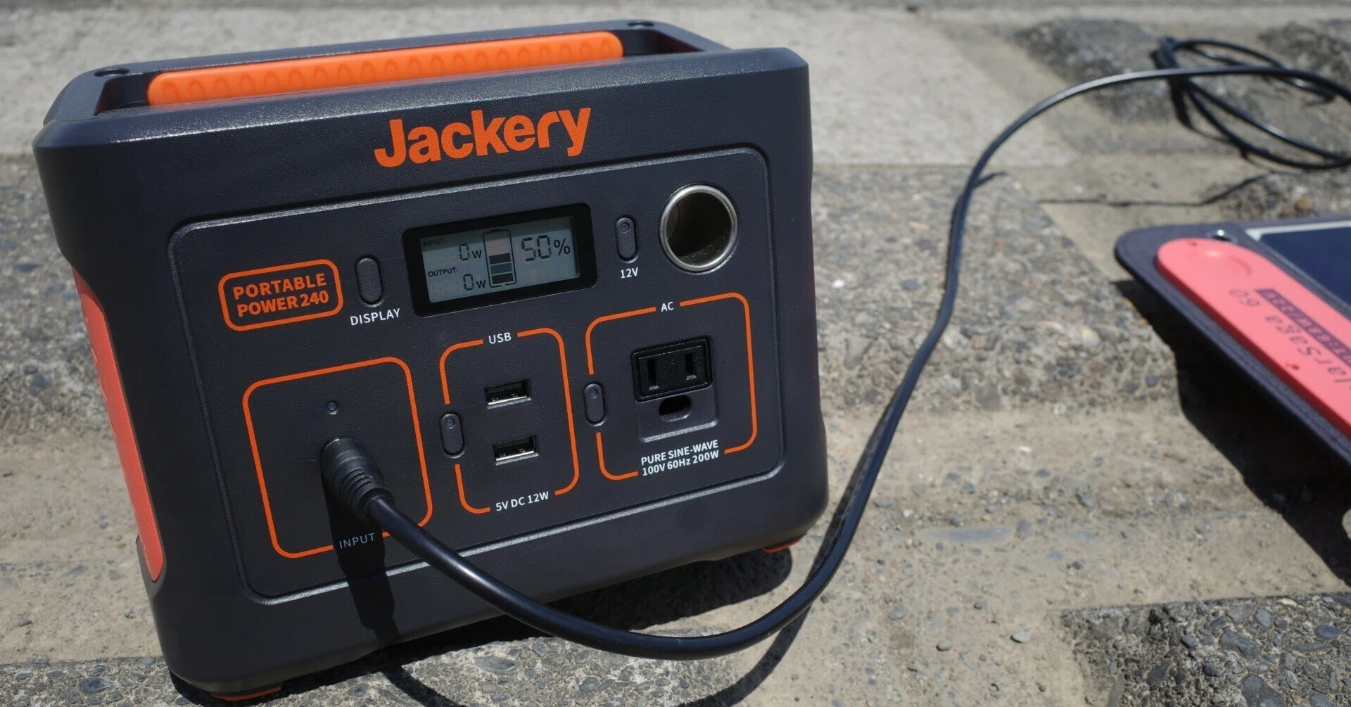 Jackeryのソーラーパネルが壊れる。｜VINCENT2GB