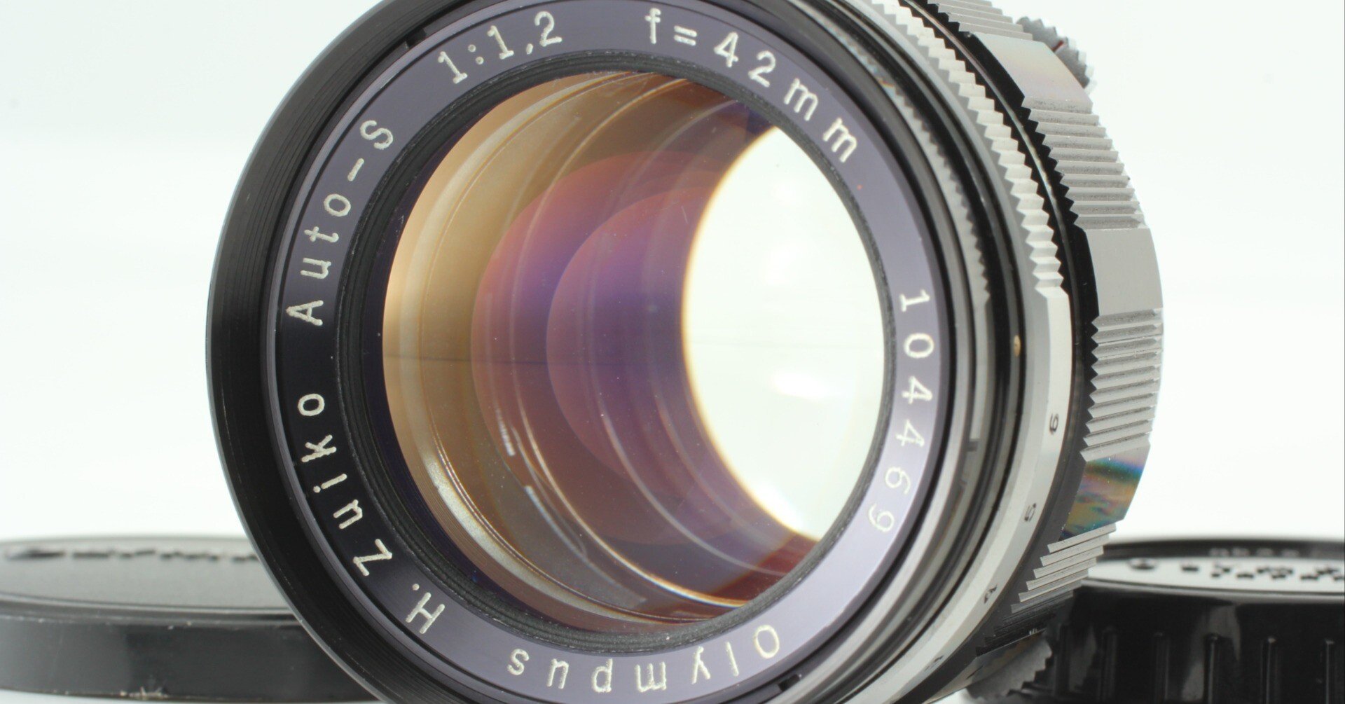 OLYMPUS H.ZUIKO 42mm F/1.2 ペンF用レンズの分解｜フィルム 