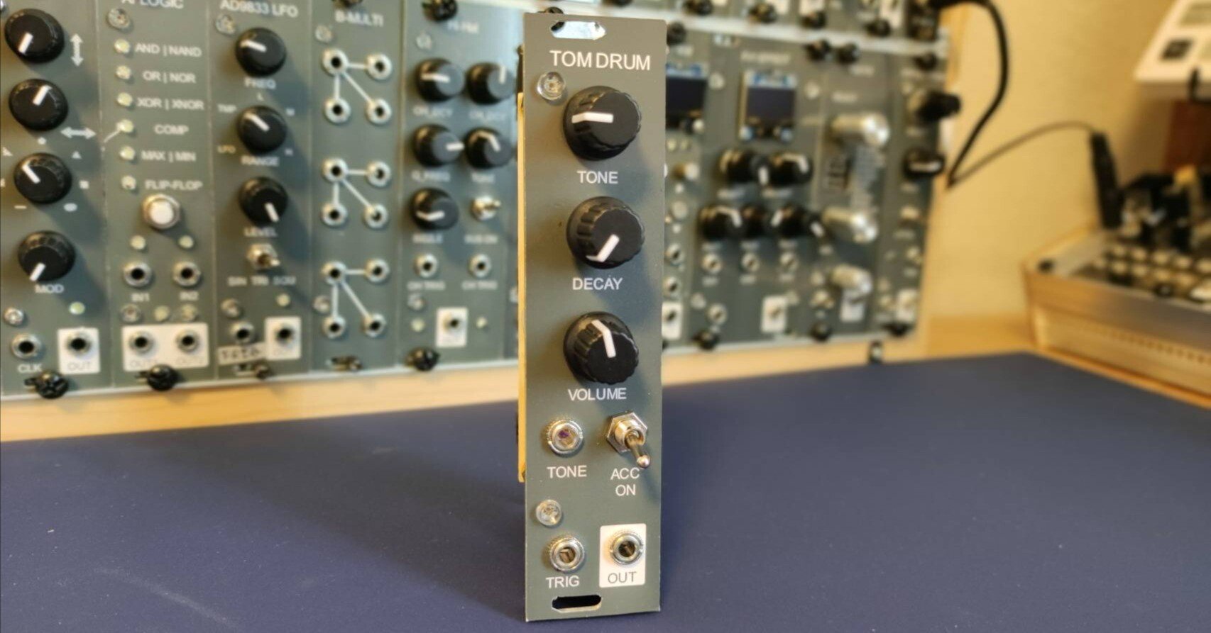 $5 Tom Drum- DIY Eurorack Modular Synthesizer｜HAGIWO/ハギヲ
