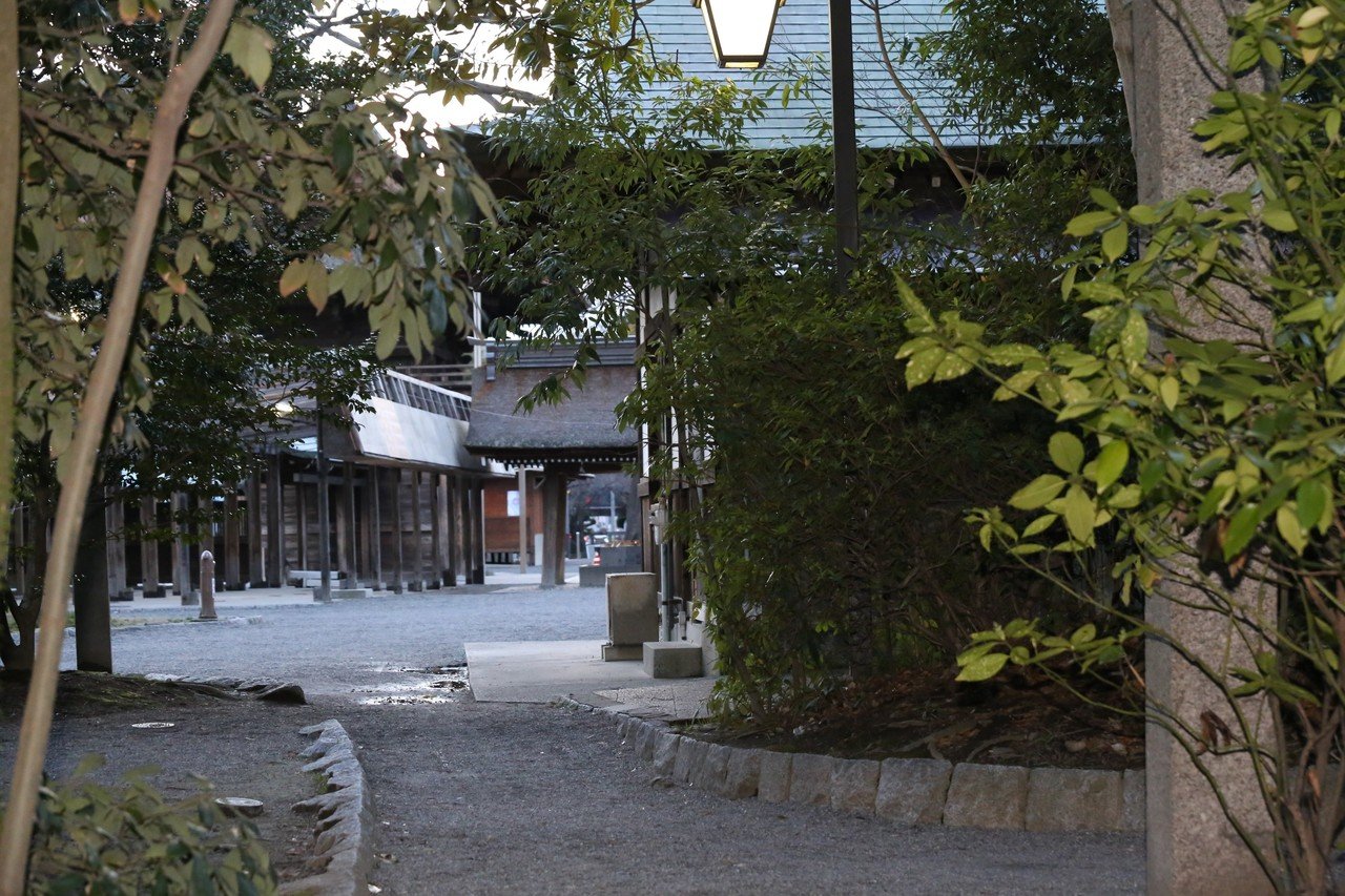 夕方の神社は意外と撮影に穴場♪｜家族写真の出張撮影F.O.T.S｜u201d一瞬の 
