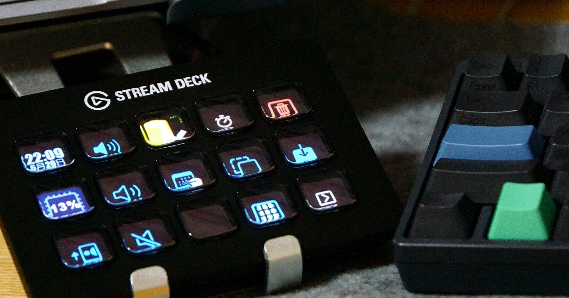 Elgato Stream Deck どこに配置すべきか｜もっちん