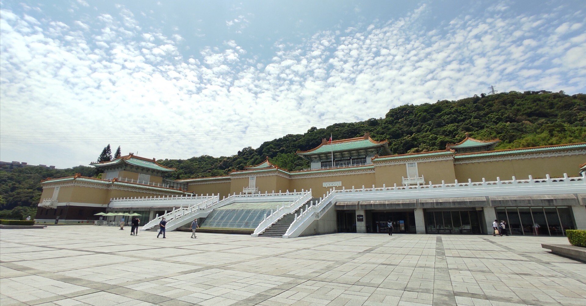 台湾旅行⑧Day3 故宮博物院北院～北投温泉｜でぃーえぬ