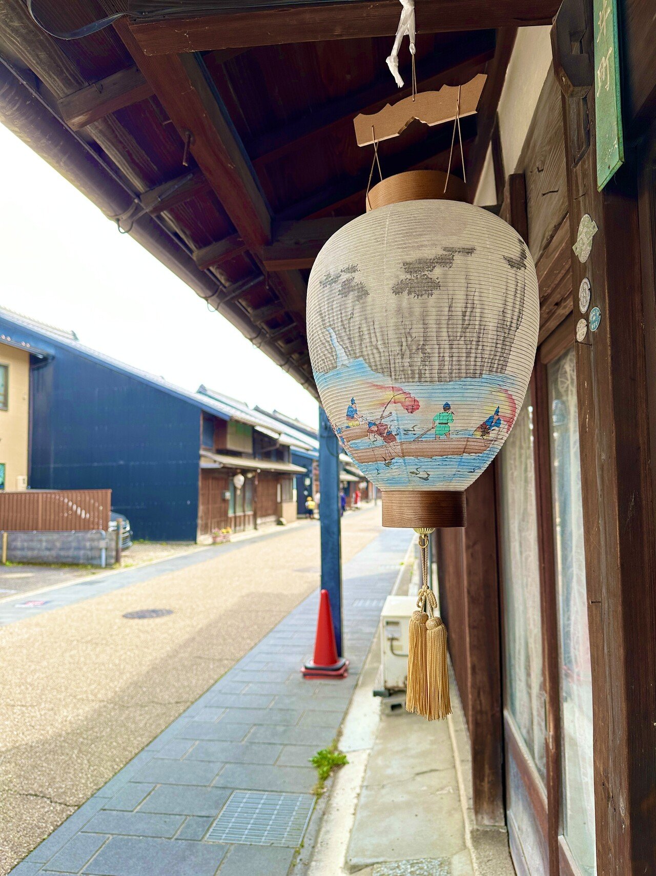 岐阜提灯（ぎふぢょうちん、Gifu Paper Lanterns）は、岐阜県岐阜市