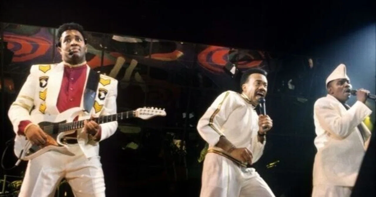 O Sheldon Reynolds - Earth, Wind & Fire's later-period guitarist dies ...