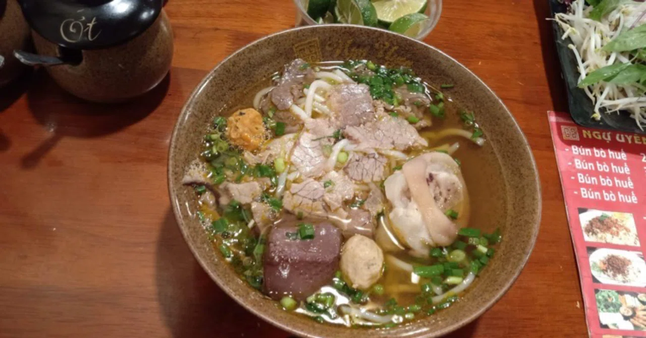 ベトナム中部の伝統料理ブンボーフエについて｜東城敬貴 keiki tojo