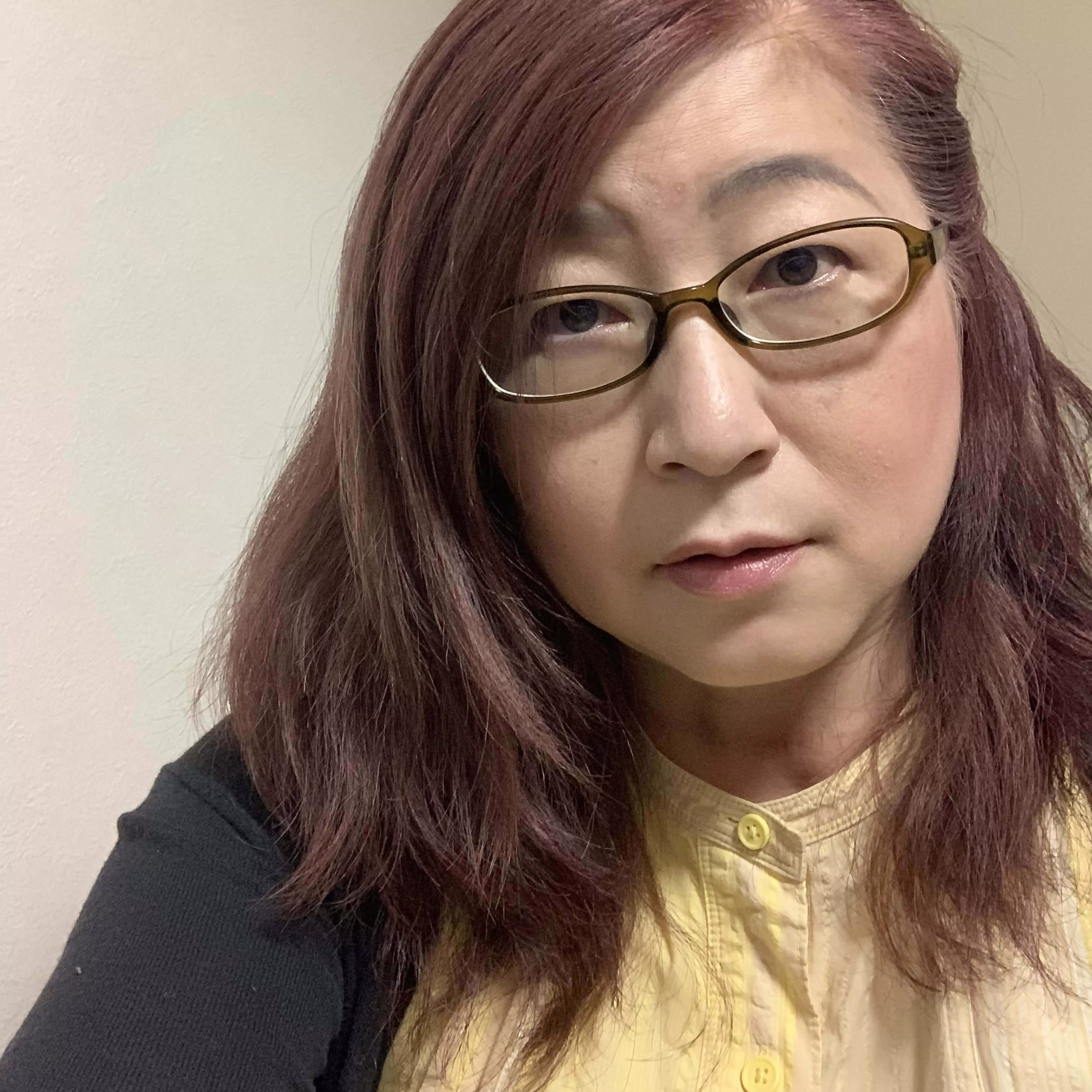 みかみ　まき
