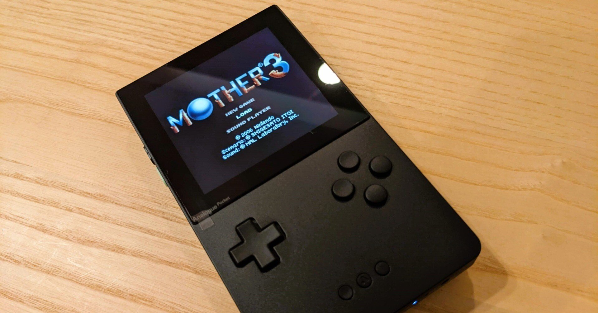 ゲームボーイ互換機の”Analogue Pocket”が届いたので、Mother3を