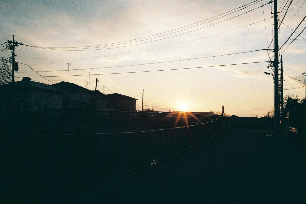 チェキとライカで夕焼けを撮りに行った Voicy ワタナベ Note