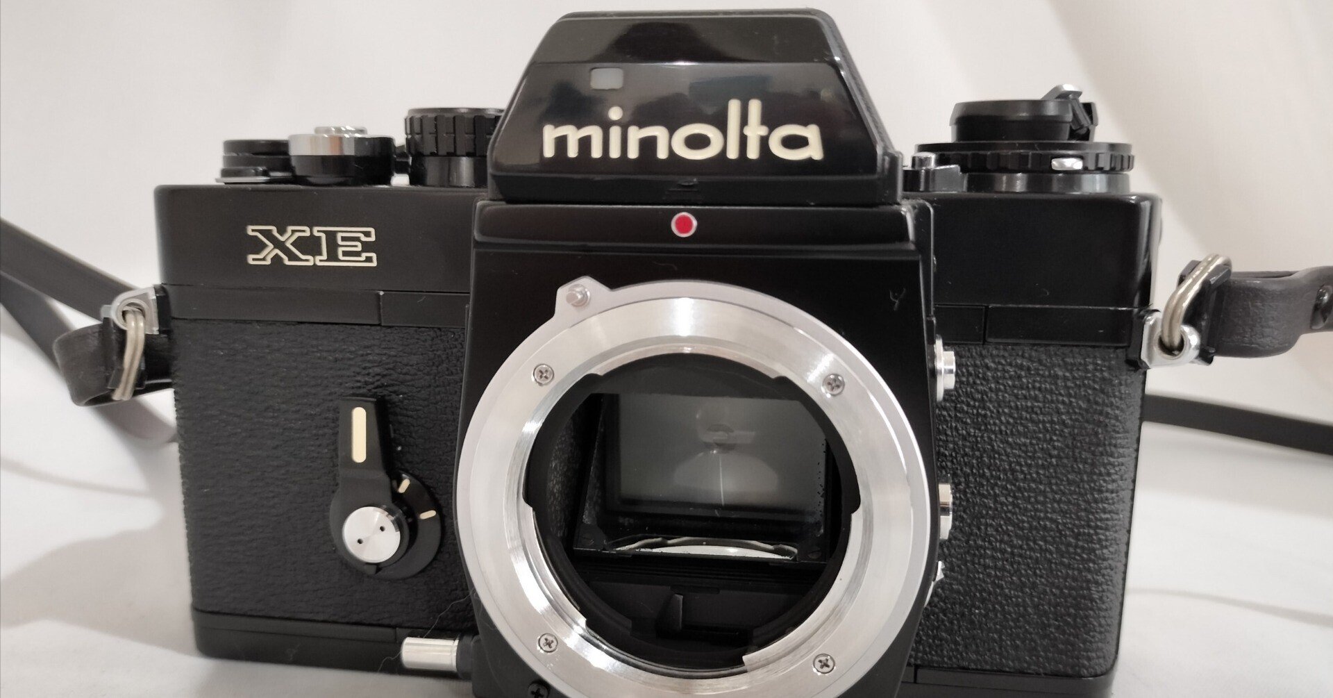 Minolta XEの分解|フィルムカメラ修理のアクアカメラ Minolta XEの分解|フィルムカメラ修理のアクアカメラ