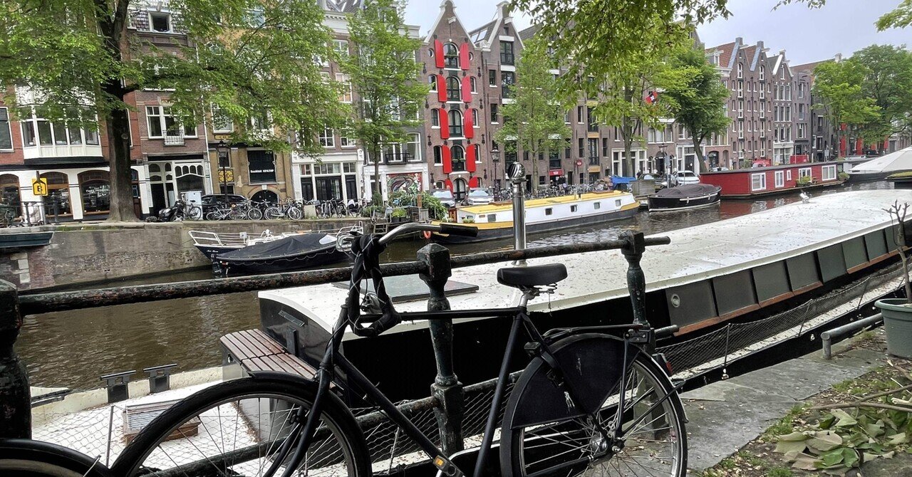 旅と食〉オランダ③“世界一有名なオランダの少女”に会う｜松田やす恵