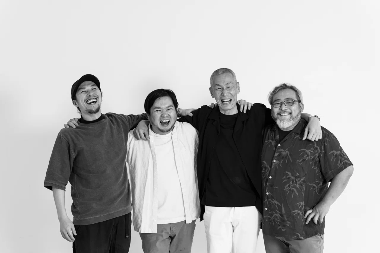 おじさんが集まって遺影を撮りあった日の話｜mitani kazariya