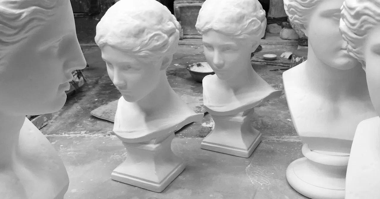 Making Plaster Casts - March 31st｜石膏像ドットコム（脇本）