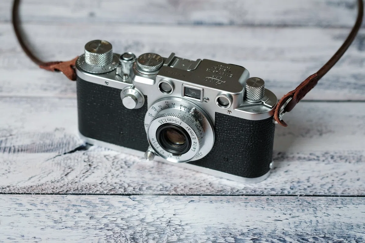 初めてのフィルムカメラはバルナックライカ｜宮崎ひび