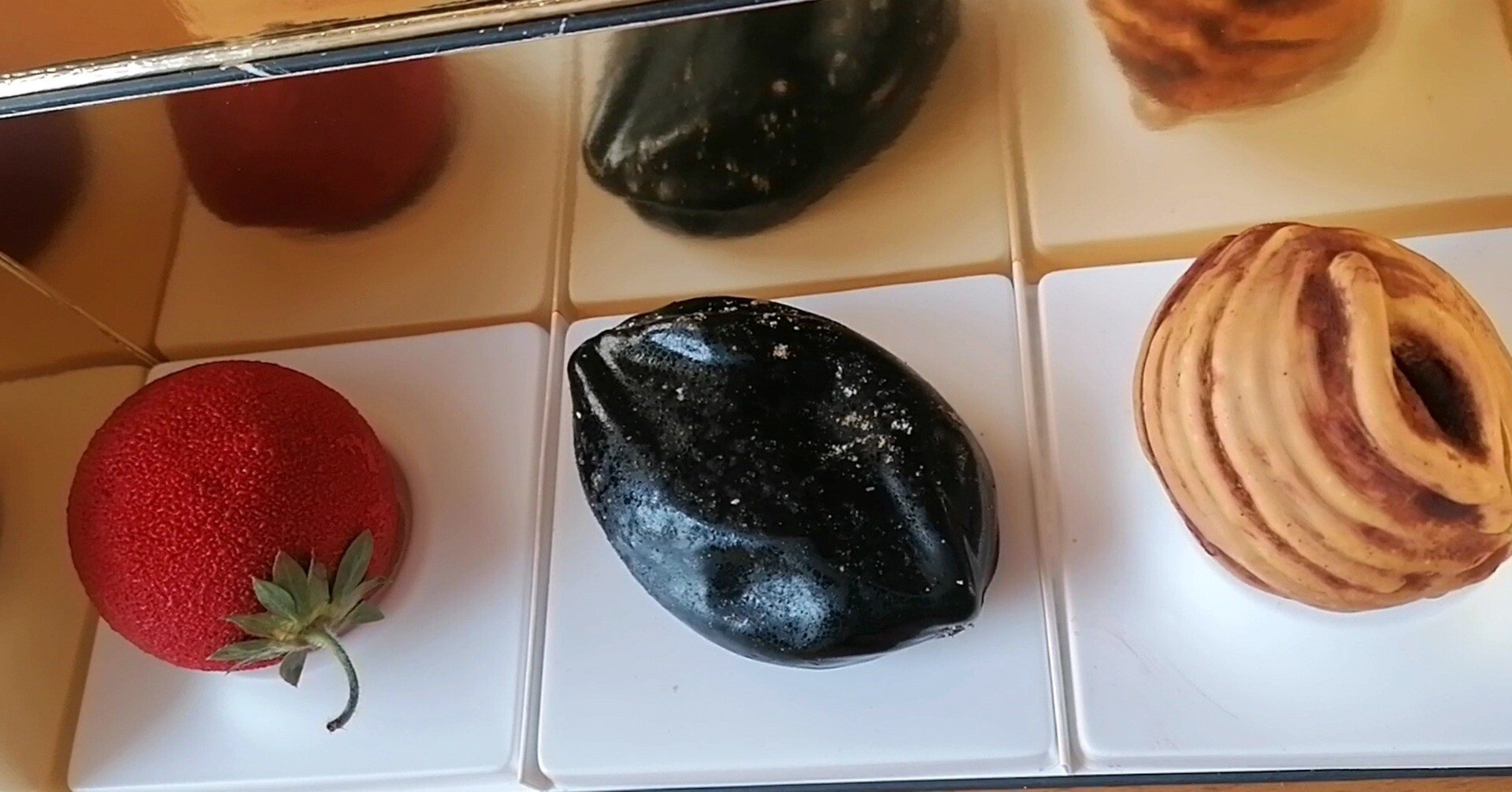 フランスで人気！インスタのスターパティシエ☆セドリック・グロレ｜Kan