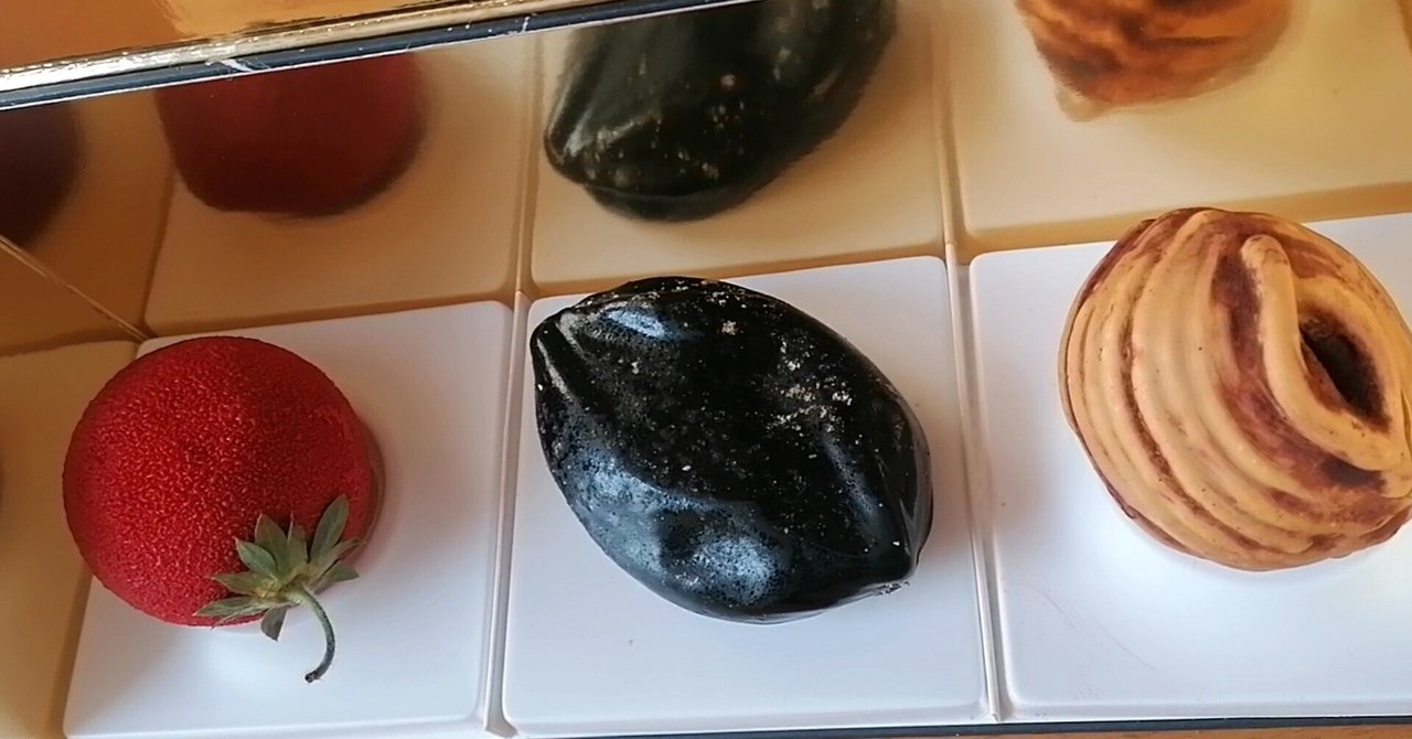 パティシエ 世界の製菓料理本 Cédric Grolet セドリック・グロレ