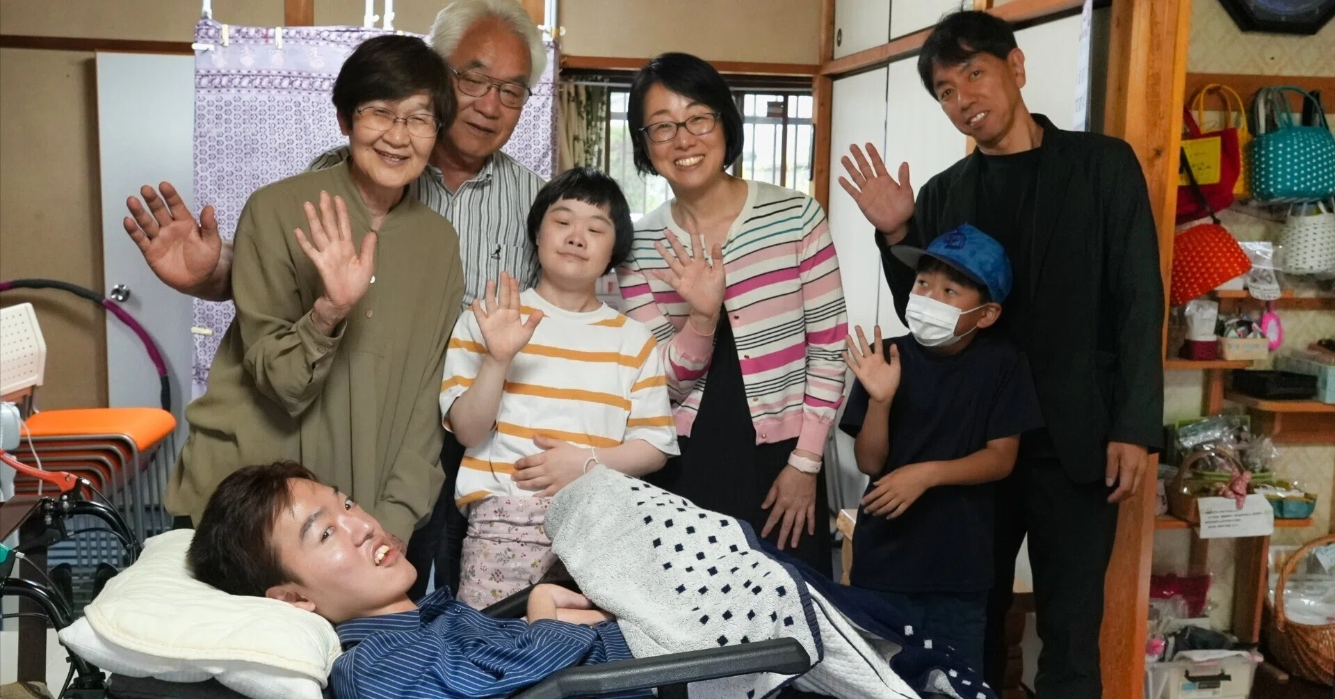 NHK松岡さんと「やっちゃんち」｜寝たきり社長