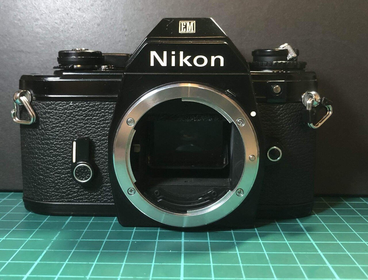 Nikon EMはカッコいいのか|a_photo Nikon EMはカッコいいのか|a_photo