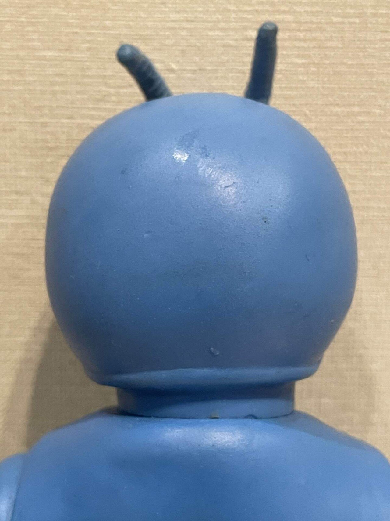 ソフビではない 硬い素材です 個人作かも