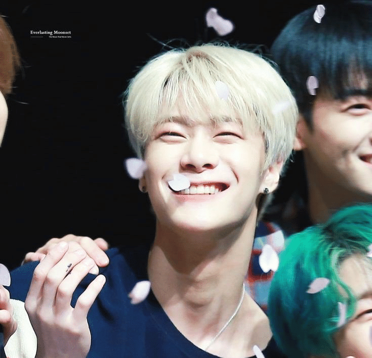 月想] 夜空に輝くムンビンへ｜hane.