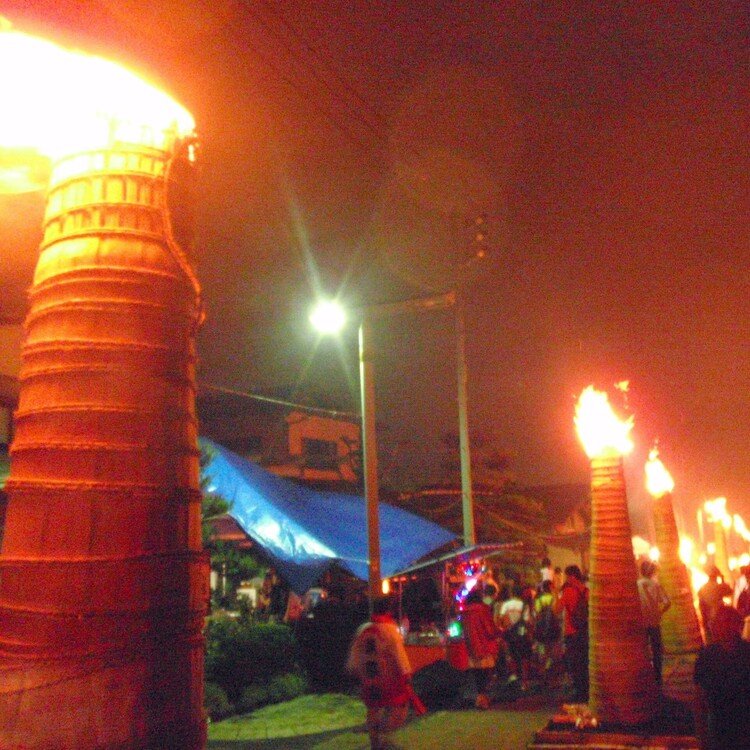 http://j-matsuri.com/yoshidanohimatsuri/

山じまいを告げる大松明が富士吉田の街を照らす。不思議な高揚感が沸く日本の三奇祭。
#吉田の火祭り 
#山梨県
#富士吉田市
#8月
#まつりとりっぷ #日本の祭 #japanese_festival #祭 #祭り #まつり #祭礼 #festival #旅 #travel #Journey #trip #japan #ニッポン #日本 #祭り好き #お祭り男 #祭り好きな人と繋がりたい #日本文化 #伝統文化 #伝統芸能
