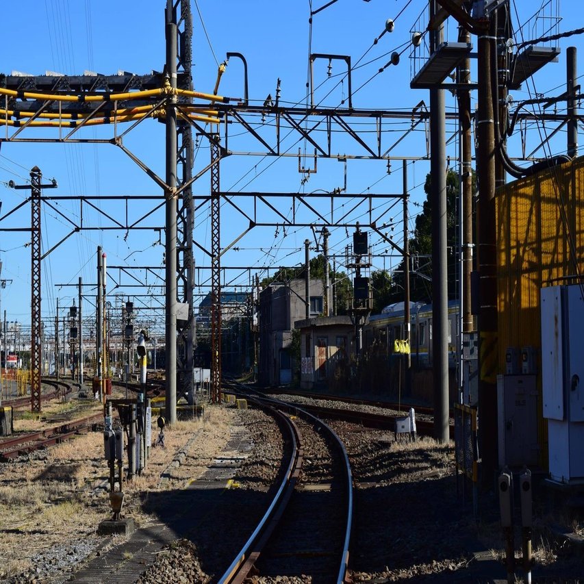 鶴見線 全駅制覇 知られざる横浜の姿 湾岸のレトロな秘境駅めぐり 旅の音楽家 Studio Iota Label スタジオ イオタ Note