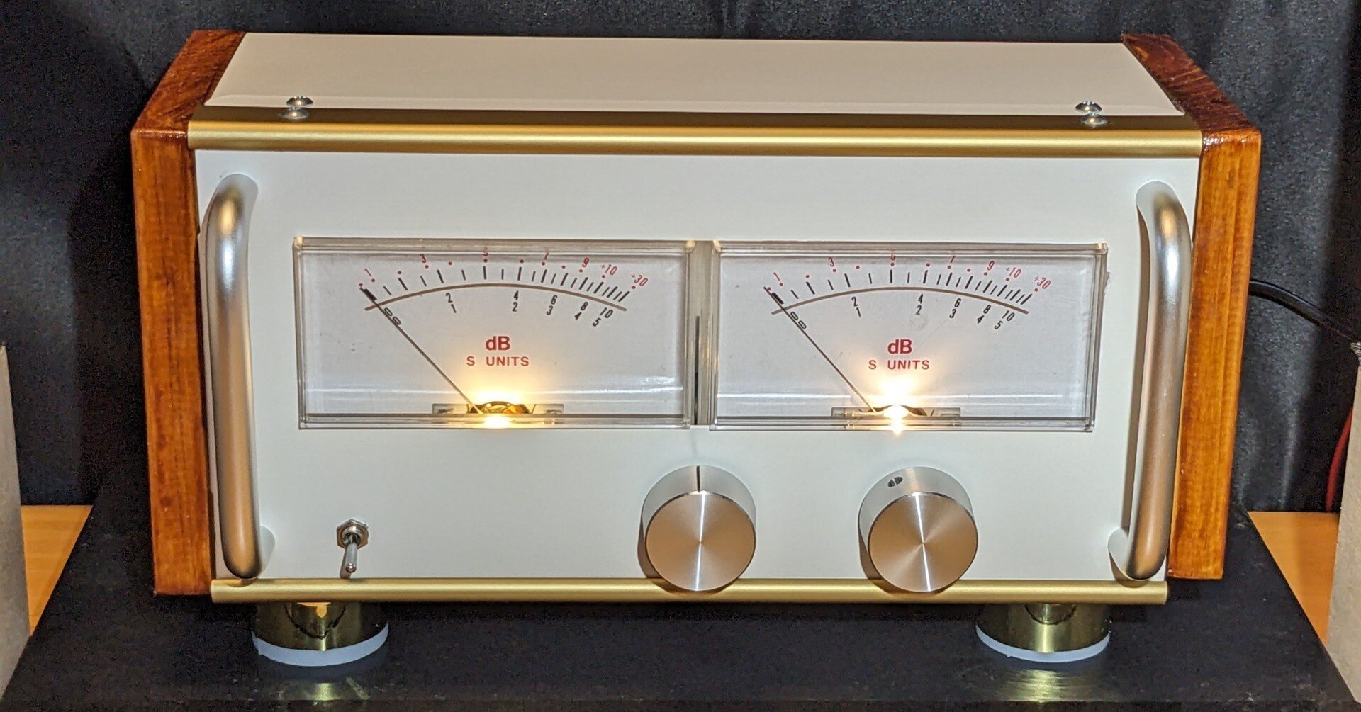 自作ステレオVUメーター178号機（コンパクトタイプ） 自作ステレオVUメーター178号機（コンパクトタイプ）