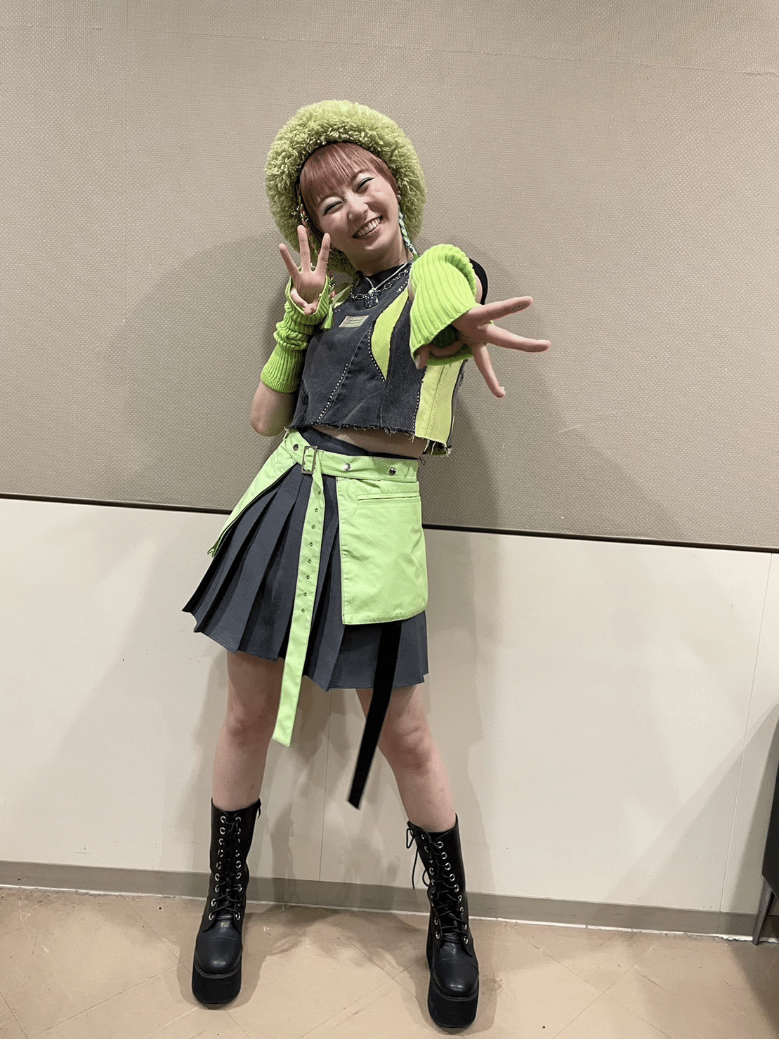 安本彩花さん生誕ソロライブツアー 「お手製メニュー豊富に取り揃えて