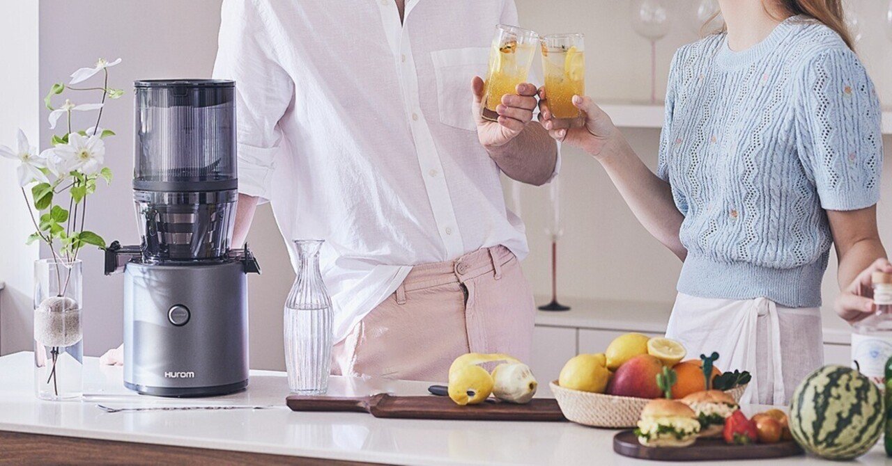 ヒューロムジューサーで搾ったスロージュースが飲めるお店を