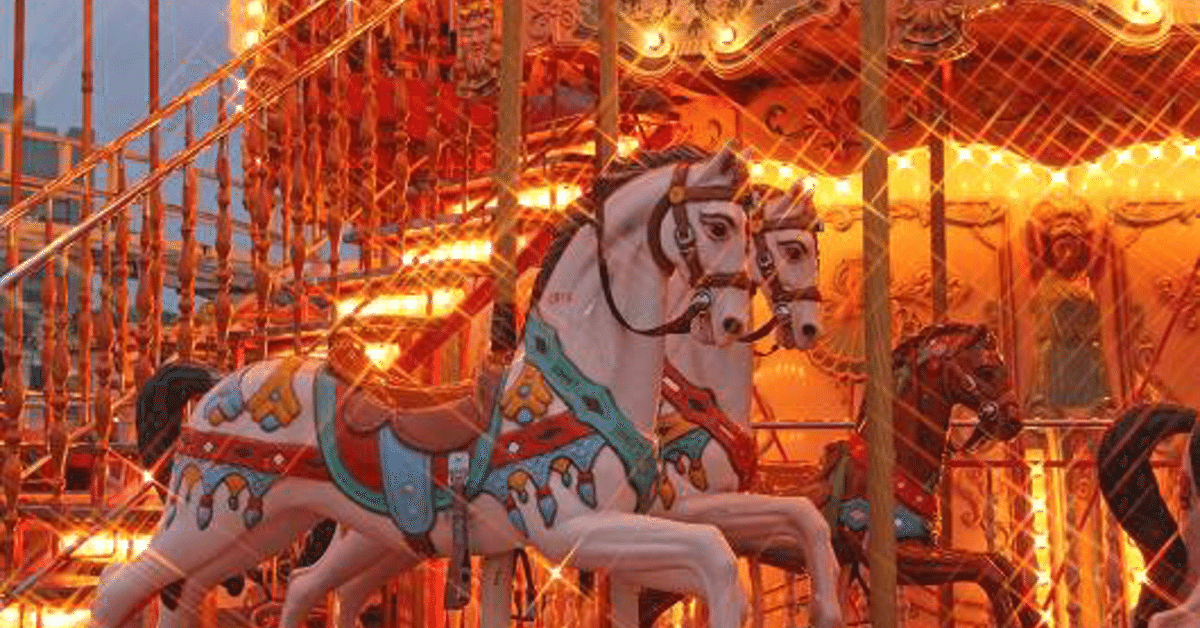 メリーゴーランドで使われていた木馬 メリーゴーランドで使われていた木馬