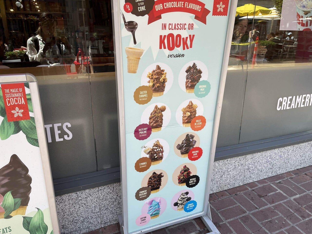 チョコレートたっぷりのソフトクリーム！【カナダワーホリログ