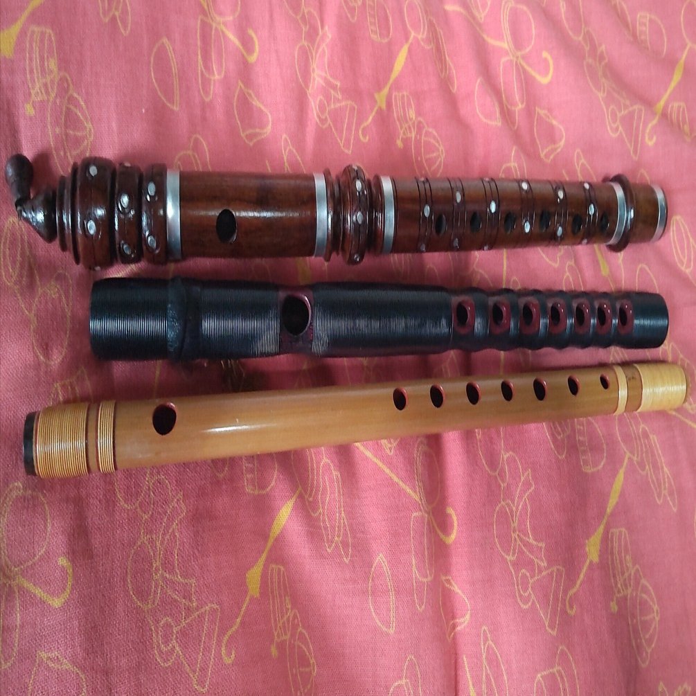 ウルシ横笛 篠笛 三本調子 古典調 素竹 拭き漆 篠笛立平 唄物 7穴 2本