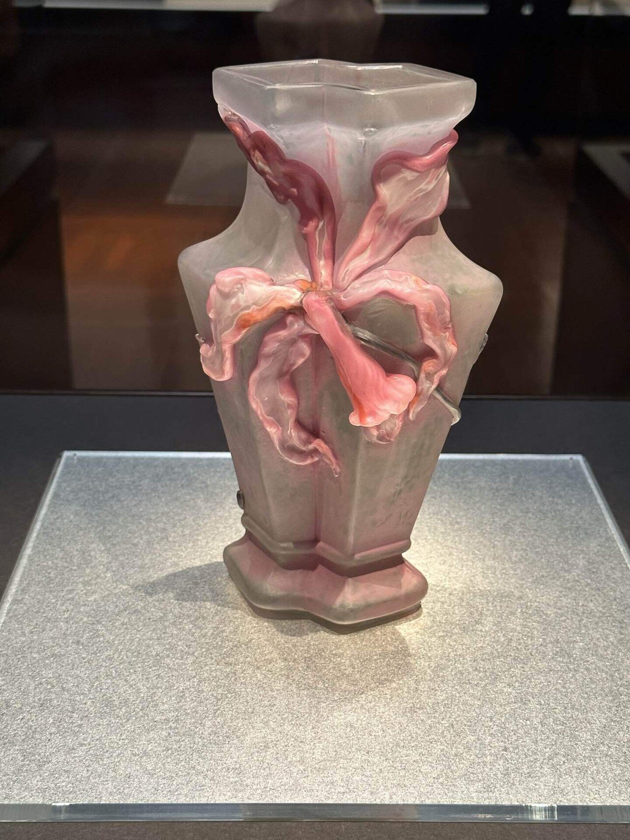 ◉技術革新やモチーフについて。アール・ヌーヴォーのガラスより｜神崎