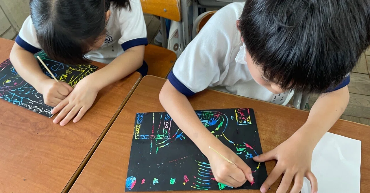 2年生 図工 つかってみよう、ざいりょうやどうぐ｜泉大津市立楠小学校