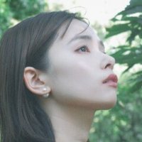 エマ・ワトソンの「バッグの中身動画」を観て、noteを書くのは