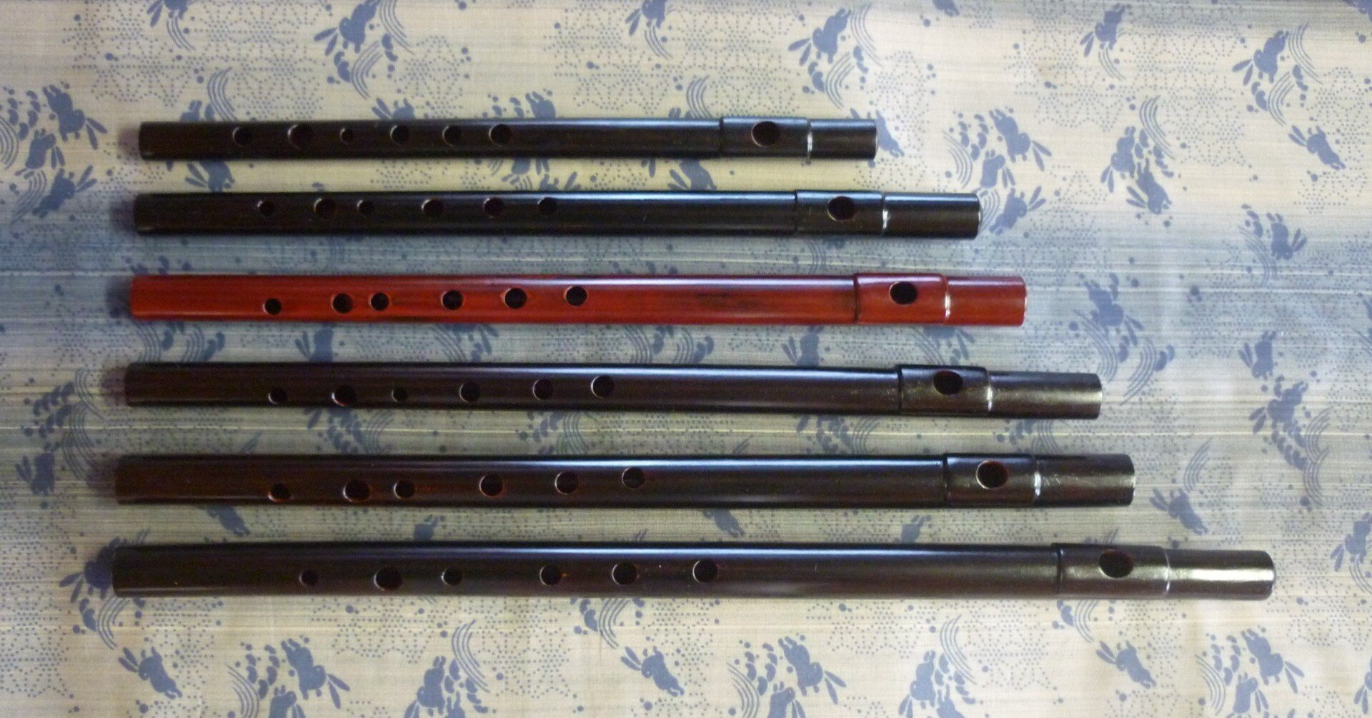 ローホイッスルD調・歌口黒ハンドメイド1 1pg2r5wmz5.jpg